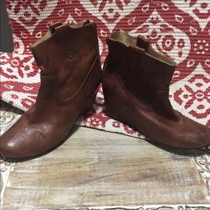Frye Carson Wedge Bootie Leather Size 8